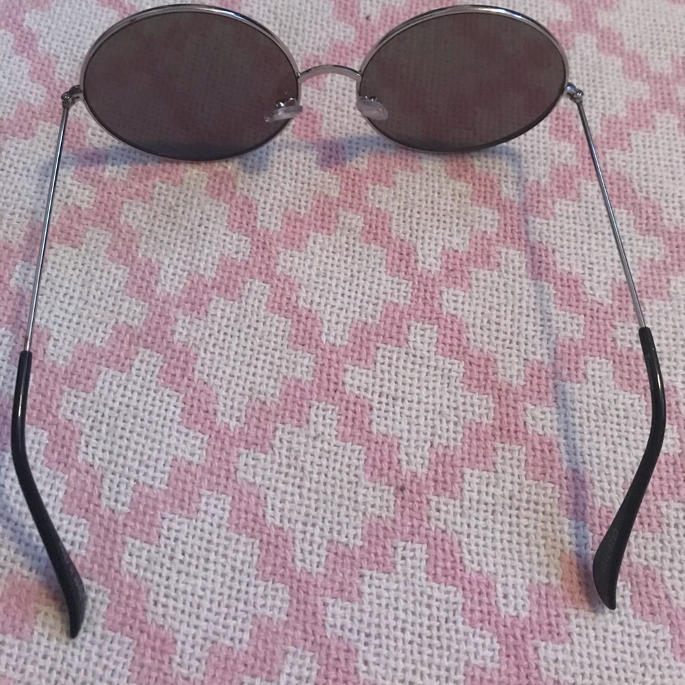 sunglasses🤙🏻 - Picture 3 of 3